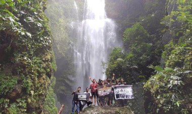 Air Terjun Ombun Barangin Kuansing Nan Memesona