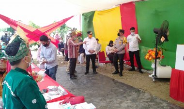 Bupati Rohul Dampingi Wagubri Pantau Pemungutan Suara Pilkada Serentak