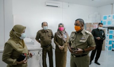 13 Januari Penyuntikan Perdana Vaksin Covid-19, Presiden Sasaran Pertama