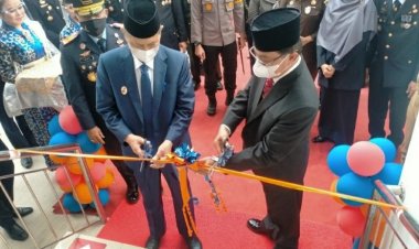 Menkumham Resmikan Kantor Imigrasi Kelas II TPI Tembilahan