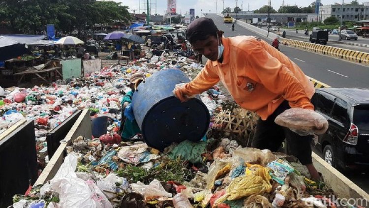 140 Titik Tempat Penampungan Sementara Sampah Ilegal Tersebar di Pekanbaru, Ini Tindakan DLHK Pekanbaru