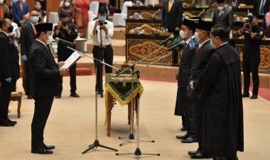Syafaruddin Poti Resmi Jabat Wakil Ketua, Misliadi dan Piter Sah Jadi Anggota DPRD Riau 