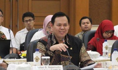 Sultan B Najamudin Sambut Sukacita Kembali Ngajarnya Guru Honor Hervina