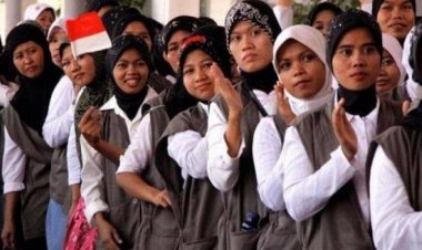 Menaker Ingatkan Masyarakat jangan Gampang Dibujuk Rayu Calo TKI