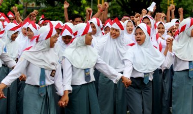 Pemuka Masyarakat Riau Desak Presiden Cabut SKB Tiga Menteri