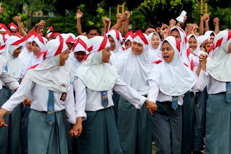 Pemuka Masyarakat Riau Desak Presiden Cabut SKB Tiga Menteri