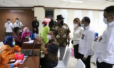 Ketua DPD RI Minta Pemerintah Perbaiki Pelabuhan Empat Serangkai Kalsel 