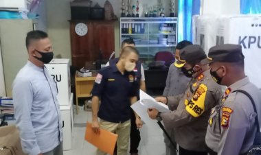 Kapolres Rohul Awasi Distribusi Logistik PSU, Imbau Pendukung Paslon Jaga Kondusifitas