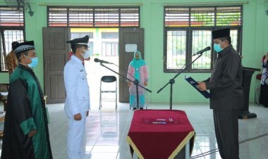 Bupati Siak Alfedri Lantik Penjabat Penghulu Kampung Perincit
