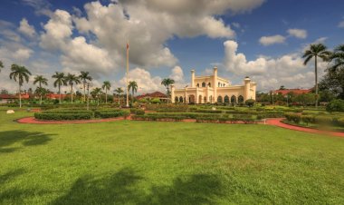 Bupati Siak Minta Pengunjung Taman Tengku Agung Tetap Patuhi Protokol Kesehatan