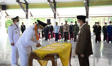 Bupati Siak Alfedri dan Wabup Husni Merza Dilantik Gubernur Riau Syamsuar