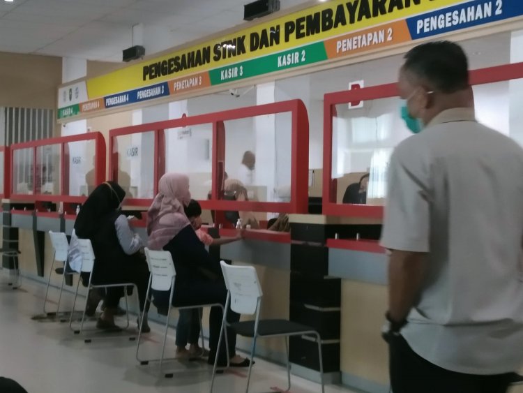 Pandemi Covid-19, Warga Pekanbaru Didorong Urus Perizinan Lewat Online