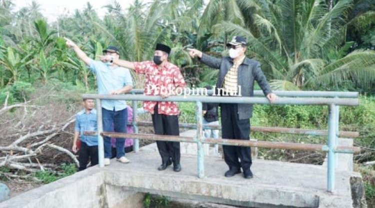 Bupati Inhil Tinjau Pengolahan Air Bersih di Pulau Burung