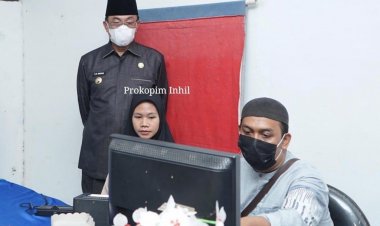 Tinjau Perekaman e-KTP, Bupati Inhil Sosialisasikan Program Nasi Uduk 