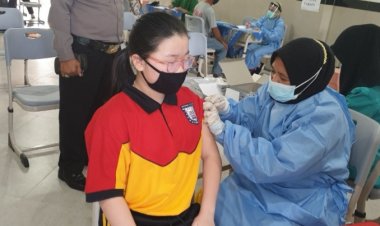 Witama School Gelar Vaksinasi Massal di Sekolah Baru