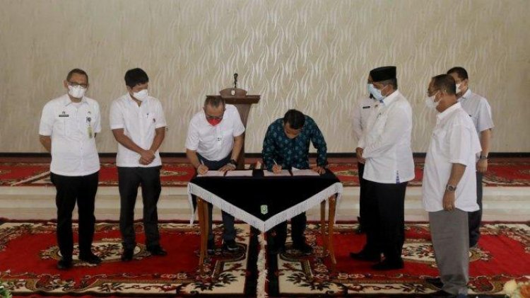 Bupati Siak Saksikan PT Samudera Siak Jalin Kerjasama dengan PT SBSU untuk Genjot KITB