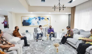 Bertemu Menkominfo, Gubri Sampaikan Aspirasi  Teknologi Literasi Digital