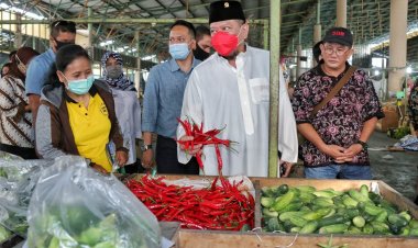 Pasar Tradisional Mulai Bergeliat, Ketua DPD RI Minta Prioritas Vaksin ke Pedagang