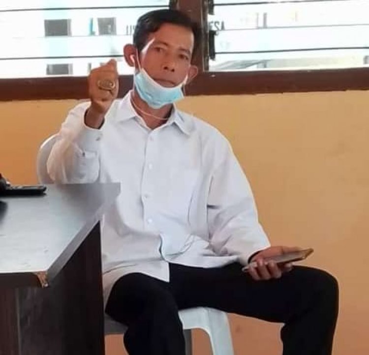 Anggota BPD Penebal Syaiful Membagikan Sembako untuk Warga Terdampak Pandemi