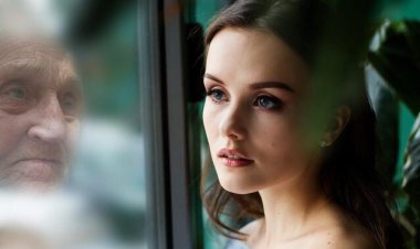 5 Kebiasaan Wanita yang Membuatnya Cepat Tua