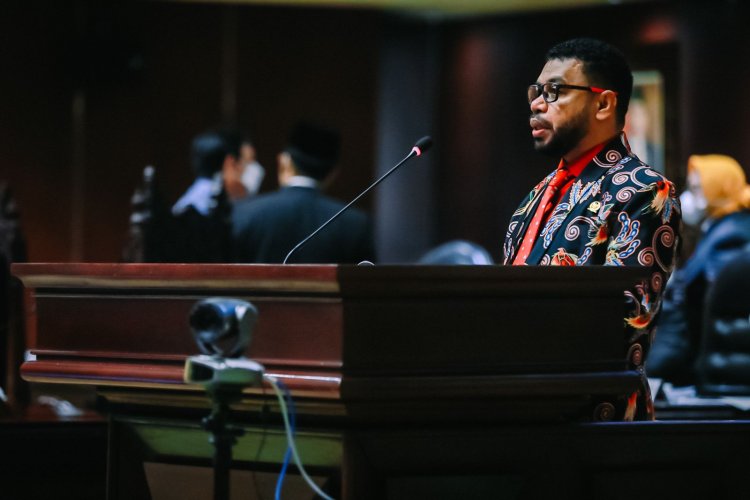 Senator Filep Wamafma Pertanyakan, Kemampuan Ras Melanesia Maju di Pilpres 2024