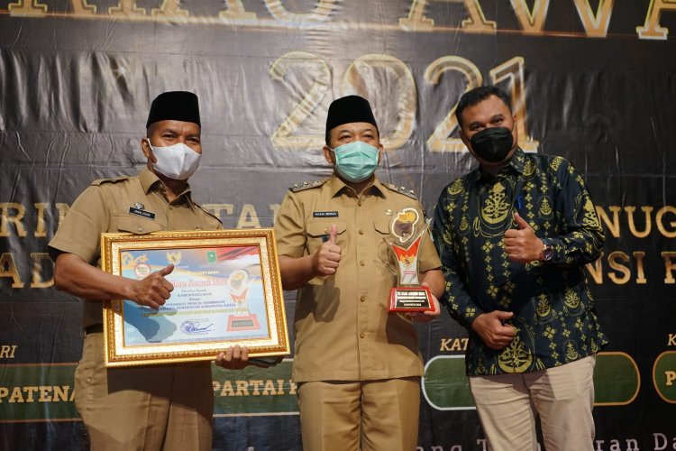 PPID Siak Raih Anugerah KI Riau Award Predikat Menuju Informatif