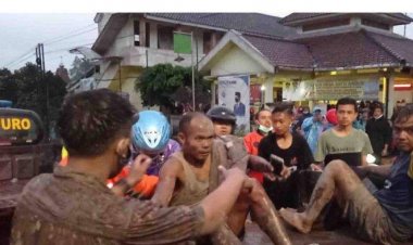 Wagub Lumajang Sebut 12 Warga Meninggal Dampak Semeru Erupsi