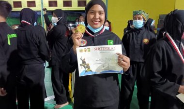 Deya Ananda Putri Raih Juara I Pencak Silat Kejurda Kampar 2021