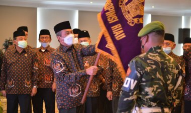 Syamsuar dilantik sebagai Ketum DHD  Kejuangan 45 Riau