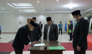 Dr dr TB Odih Rhomdani Wahid Sp BA Dilantik Sebagai Wakil Dekan Fakultas Kedokteran UNRI