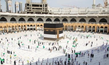 Ibadah Umrah Dibuka 8 Januari, Kemenag Keluarkan SE