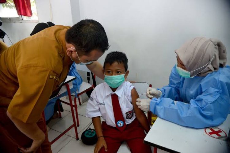 Perdana, Pekanbaru lakukan vaksinasi anak usia 6-11 tahun