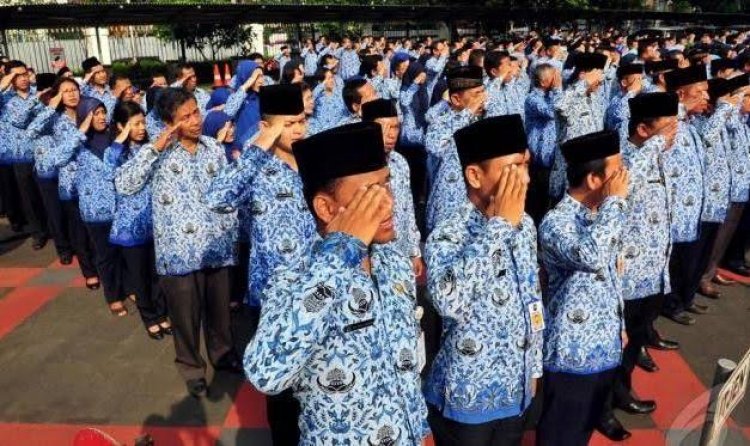 Pemerintah Siapkan Hukuman Bagi PNS yang Berlibur ke Luar Negeri