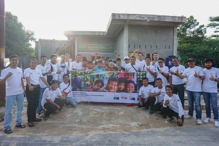 BMW CCI Pekanbaru Chapter Adakan Bakti Sosial "Charity for You”