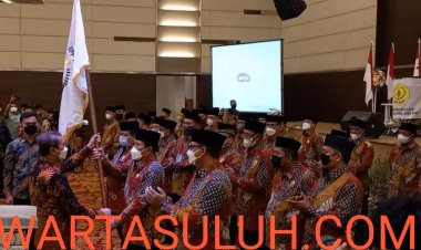 H Sukiman Dikukuhkan Sebagai Ketua Umum DPP IKJR Riau Periode 2021-2026