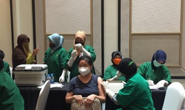 Kemenkes Sebut Lebih Enam Bulan Tidak Disuntik Dosis Dua, Harus Ulang dari Awal