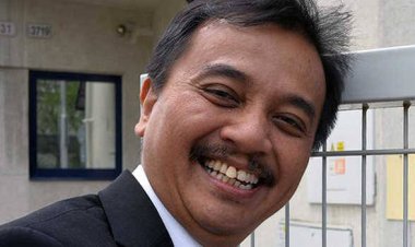 Roy Suryo Laporkan Yaqut Cholil Qoumas Terkait Samakan Suara Azan dengan Suara Anjing