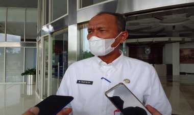 Kadis Perindagkop UKM Riau: "Stok Minyak Goreng Ada Tapi Tetap Cepat Habis!