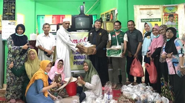 Jumat Barokah DMDI Riau, Hari Ini Bagikan 70 Nasi Bungkus ke Panti Asuhan