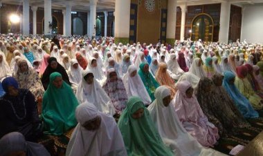Pemerintah Mulai Bahas Aturan Salat Tarawih dan Perayaan Idul Fitri