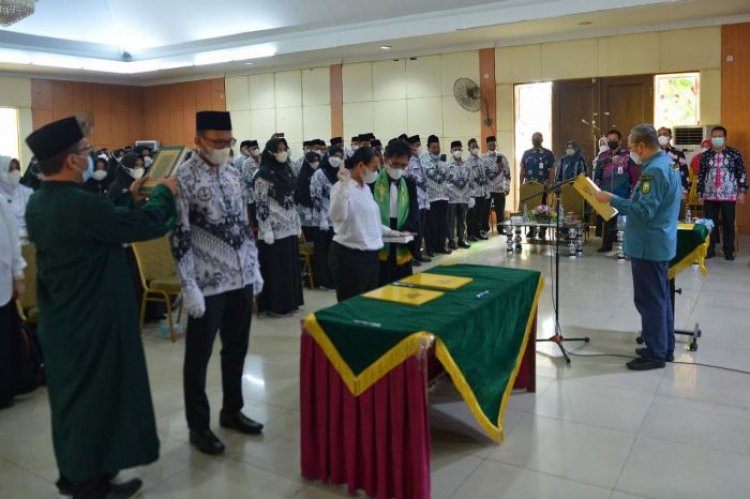 Lantik 158 Penjabat Fungsional di Lingkungan Pemprov Riau, Ini Harapan Gubri