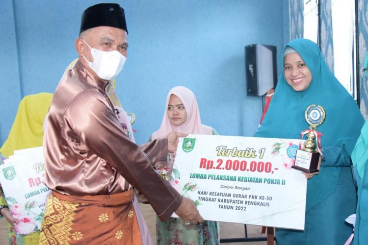 Kelurahan Sungai Pakning Pemuncak Lomba Pelaksanaan Pokja II dan III 