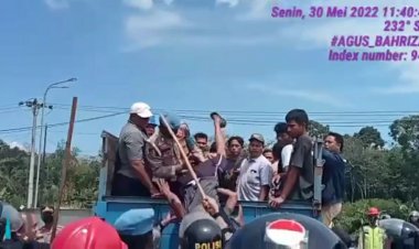 Aksi Melemparkan Warga dari Atas Truk Dikutuk Keras, Kapolda Diminta Periksa Kapolres Rohul dan Anak Buahnya