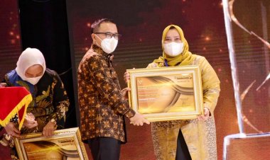 Bengkalis Runner-up Realisasi Tertinggi APBD dan PAD 2021 di Indonesia, Kemendagri Kasih Penghargaan