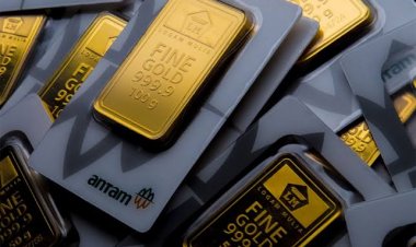 Harga Emas Antam Turun, Saatnya Investasi