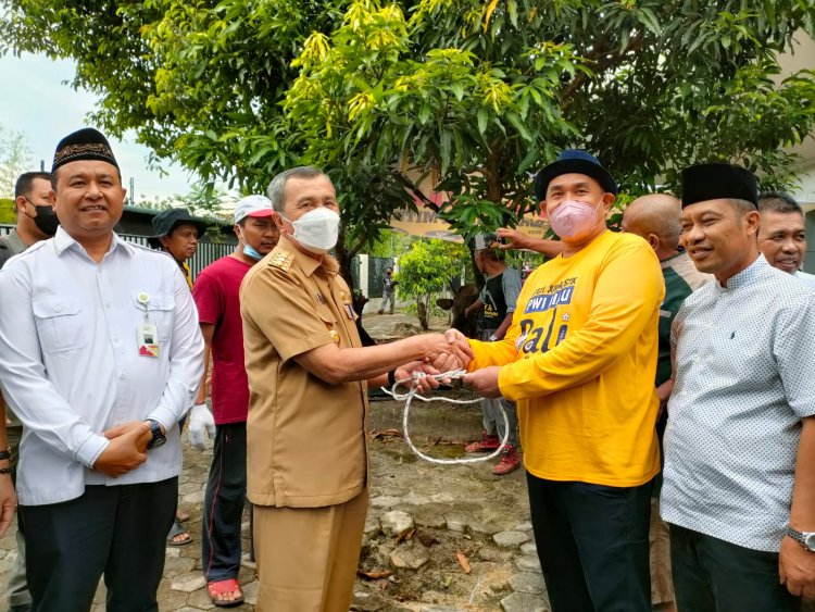 PWI Riau Sembelih Tujuh Hewan Kurban, Gubri: Semoga Berkah