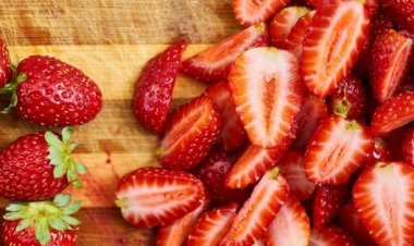 6 Buah Rendah Gula yang Tidak Perlu Takut untuk Banyak Dikonsumsi