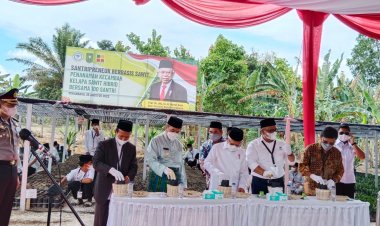 Tinjau Santripreneur di Ponpes Teknologi Riau, Wapres Ma'ruf Amin Saksikan Panen Perdana Pembibitan Sawit Santri