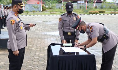 Kapolres Rohul Jadi Irup Sertijab Kapolsek Ujungbatu, Ini Pesannya