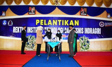 Lantik Rektor ITB Indragiri, Bupati Inhu: Percepat Perwujudan SDM Unggul dan Berdaya Saing